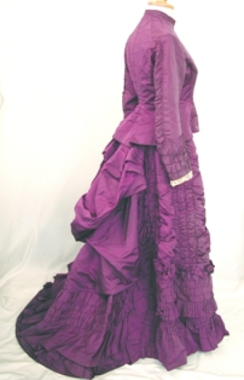 1870s_purple_dress