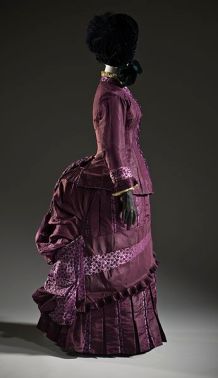 345px-woman27s_dress_c._1885